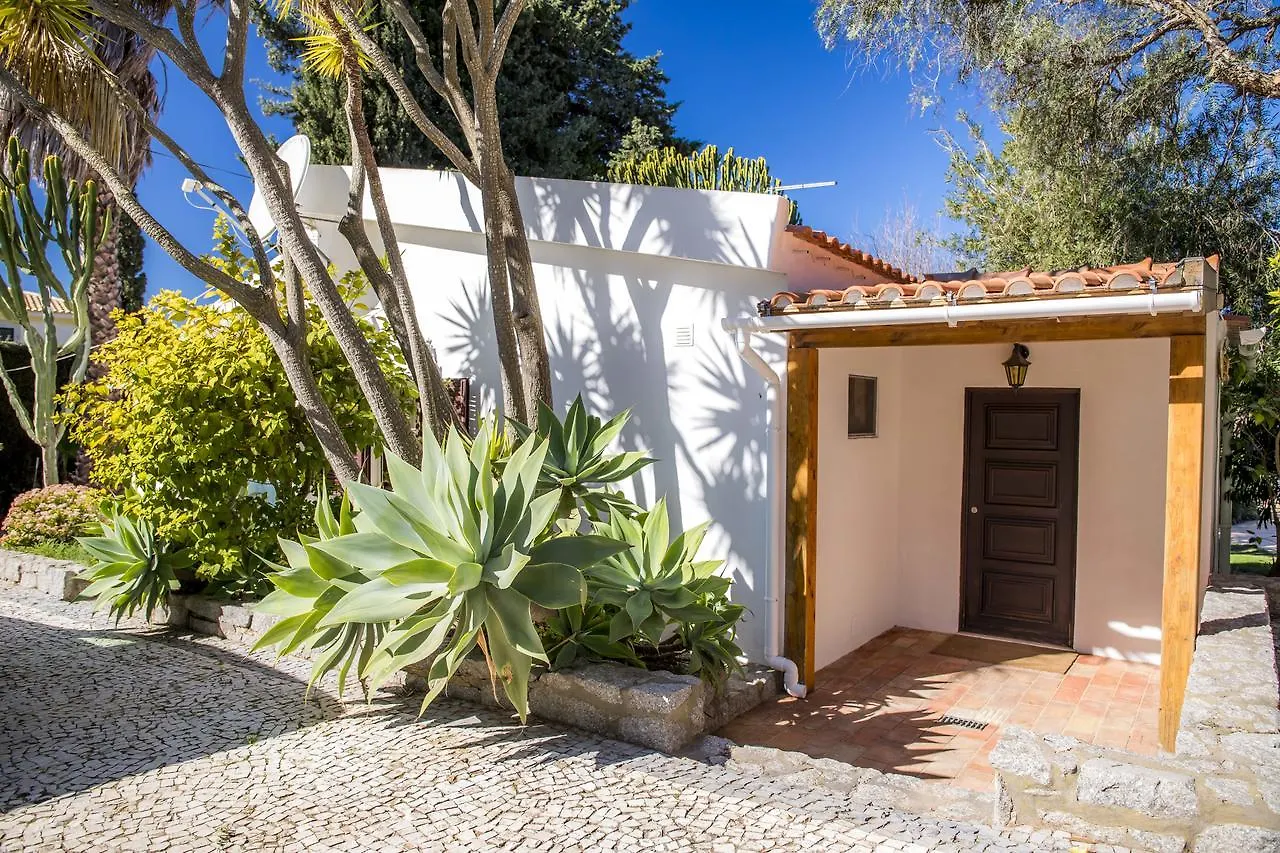 Casa Da Montanha Vila Luz 0*,